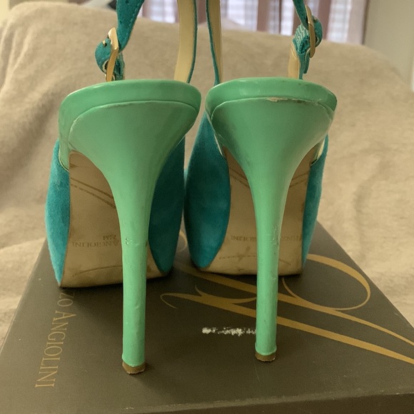Enzo Angiolini turquoise suede and patent leather sling backs - Picture 4 of 8